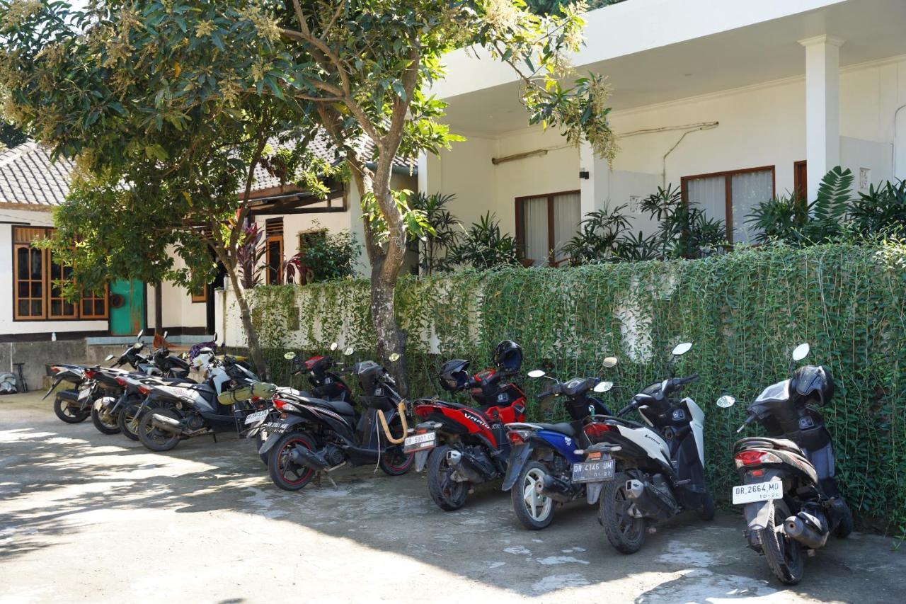 Rasti 2 Homestay Kuta  Екстериор снимка