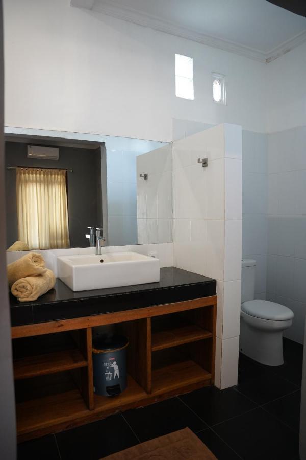 Rasti 2 Homestay Kuta  Екстериор снимка
