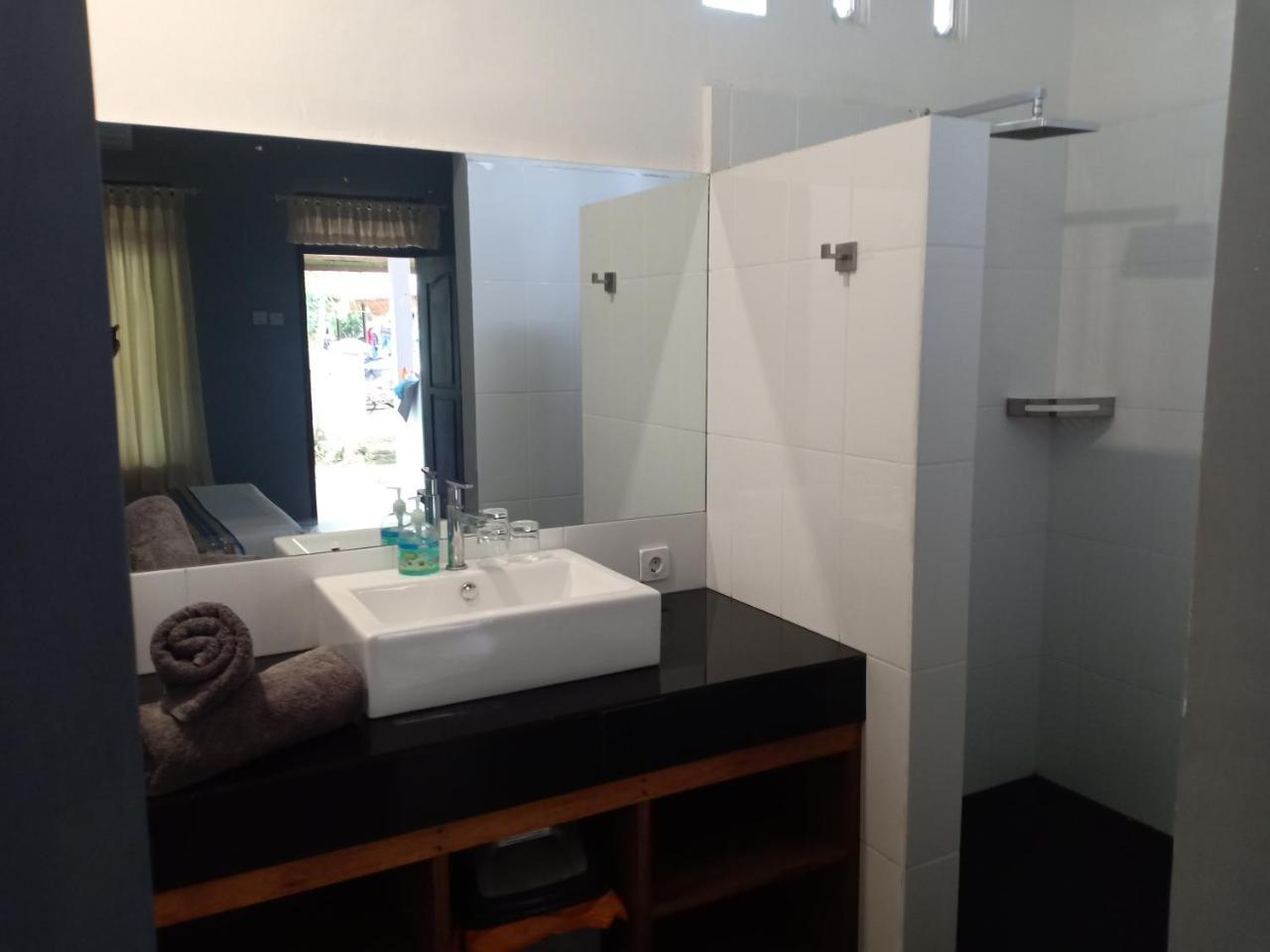 Rasti 2 Homestay Kuta  Екстериор снимка